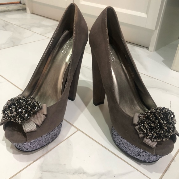 Like NEW! Aldo Glittery Peep Toe Platform Heels - Picture 8 of 12